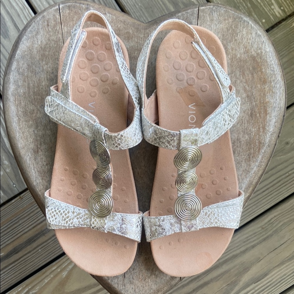 NWOB Vionic Farra Silver Snake Print Adjustable Comfort Sandals Women's Size 9.5 - Picture 9 of 12